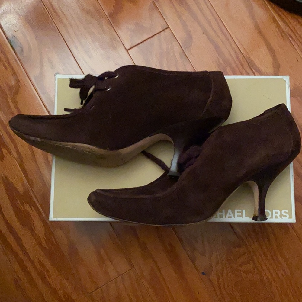 Michael Kors brown suede laced boots size 8